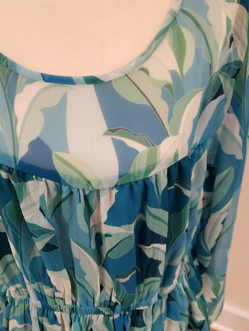 NEW VENUS Blue & Aqua Leaf-Print Sheer Blouse - Picture 2 of 7